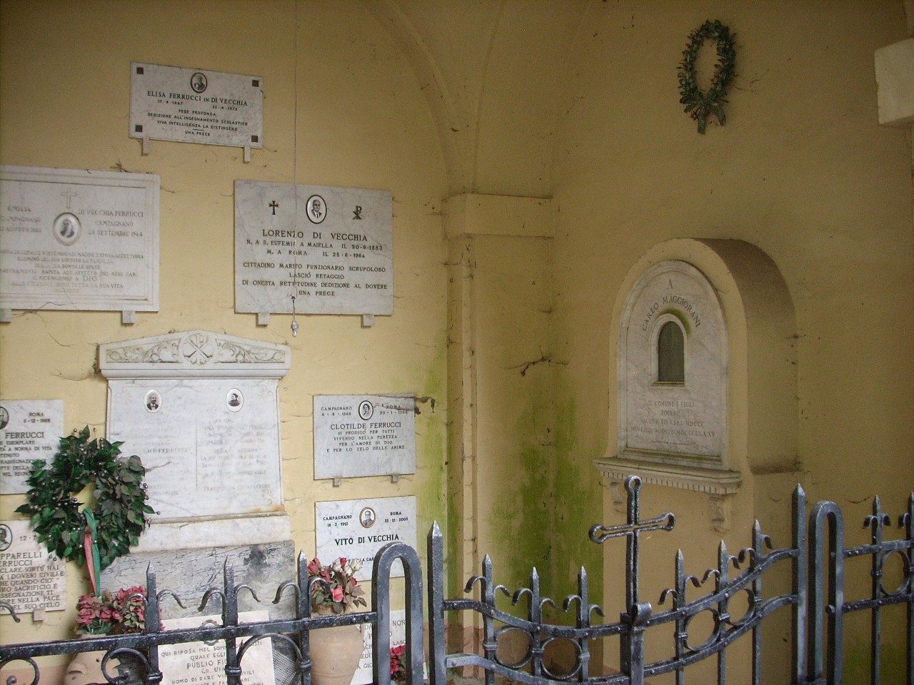 Carlo Maggiorani's tomb, Cimitero dei Cappuccini, Campagnano, Italy - 02.JPG